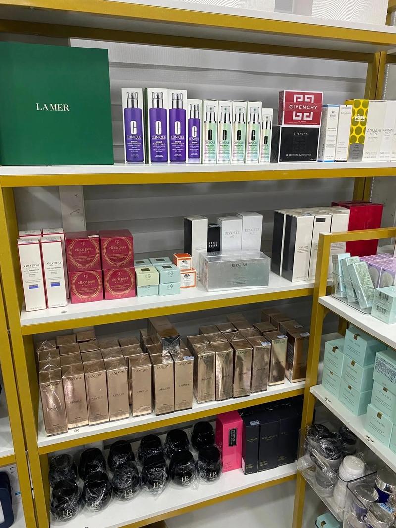 化妝品進(jìn)貨渠道全解析 各大牌美妝批發(fā)市場(chǎng)指南